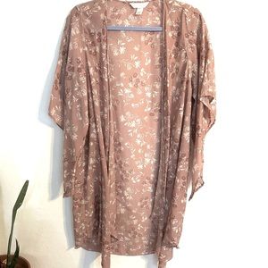 LC Lauren Conrad floral kimono